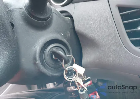 2013 Hyundai Elantra Gls z USA, uszkodzony, nr VIN KMHDH4AE2DU999954